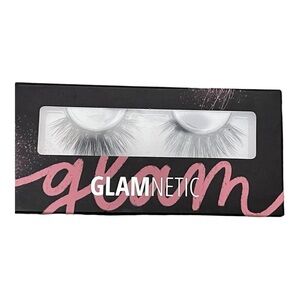- Glamnetic
Magnetic False Lashes Baby Girl